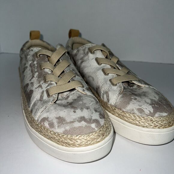 Malibu Slip On Sneakers Canvas Brown Tan Camo Size 8.5 B - Picture 1 of 13